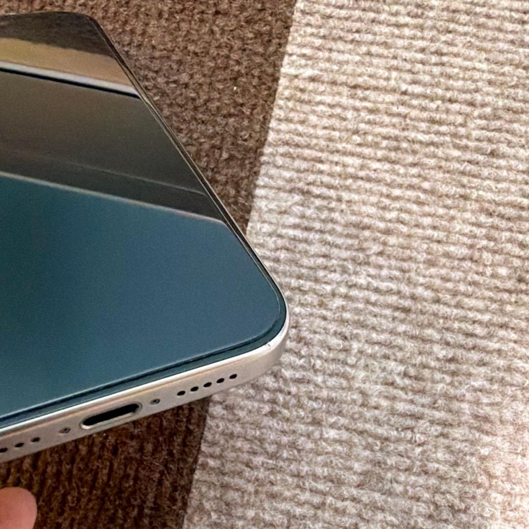 Apple iPhone15 Pro 128GB ナチュラルチタニウム