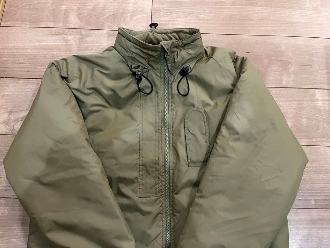 イギリス軍　PCSサーマルジャケット　Mサイズ