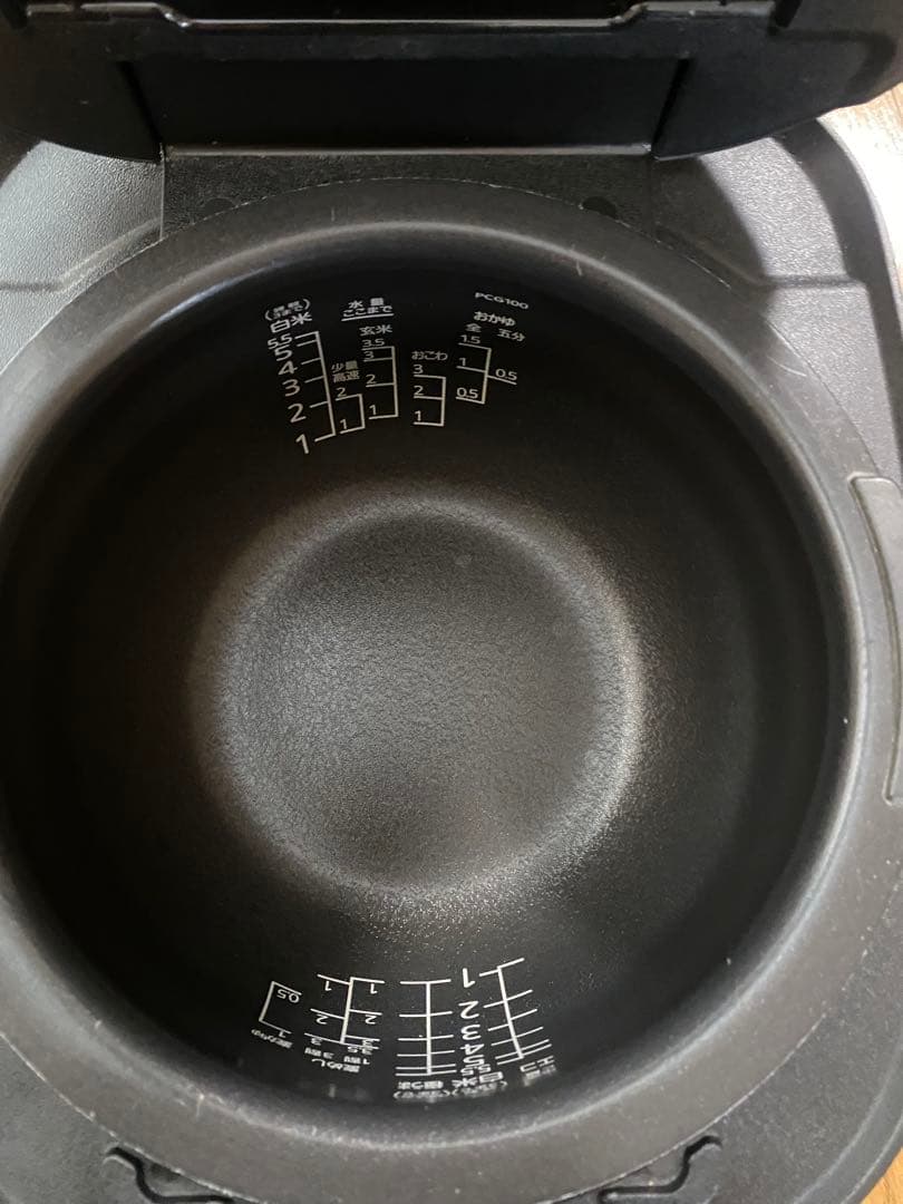 山*気様 タイガー　炊飯器　JPC-G100 KM 2023年製