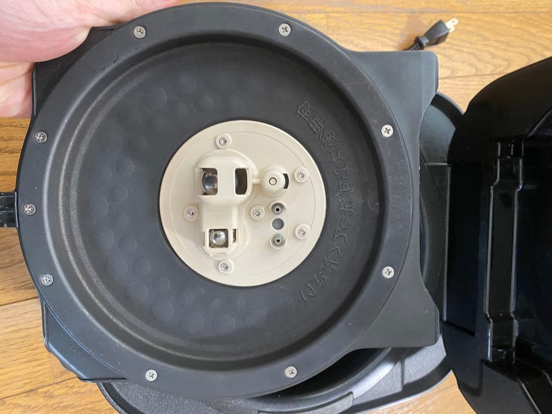 山*気様 タイガー　炊飯器　JPC-G100 KM 2023年製