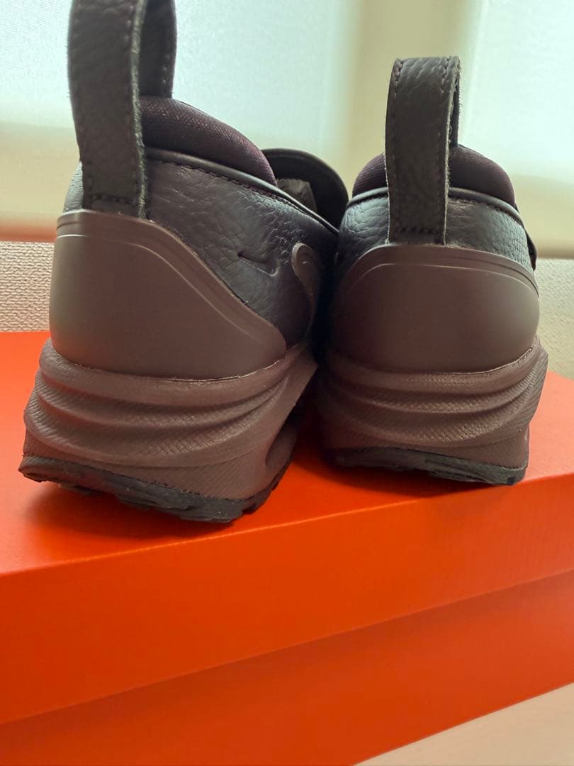 りん　NIKE エアマックス　フェノナメ　ローファー　24.5cm