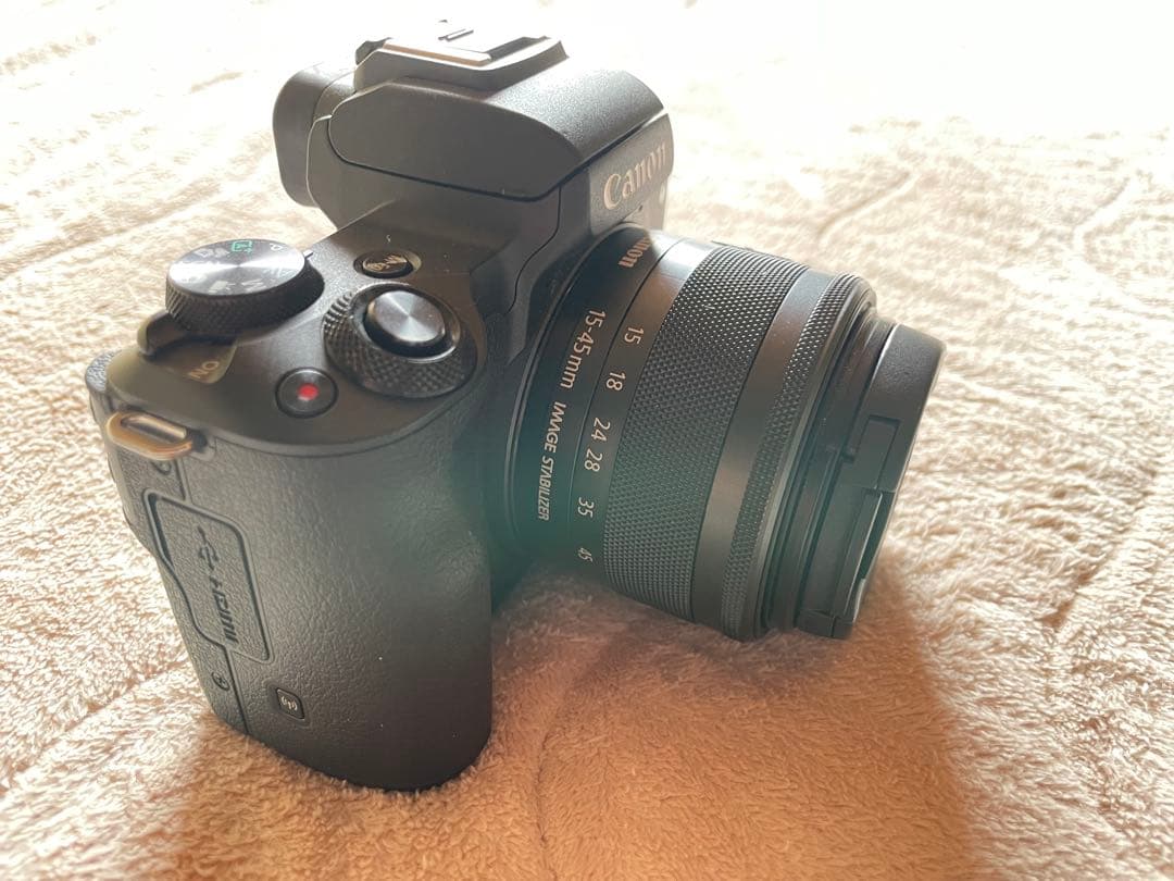 Canon EOS Kiss M ミラーレス一眼