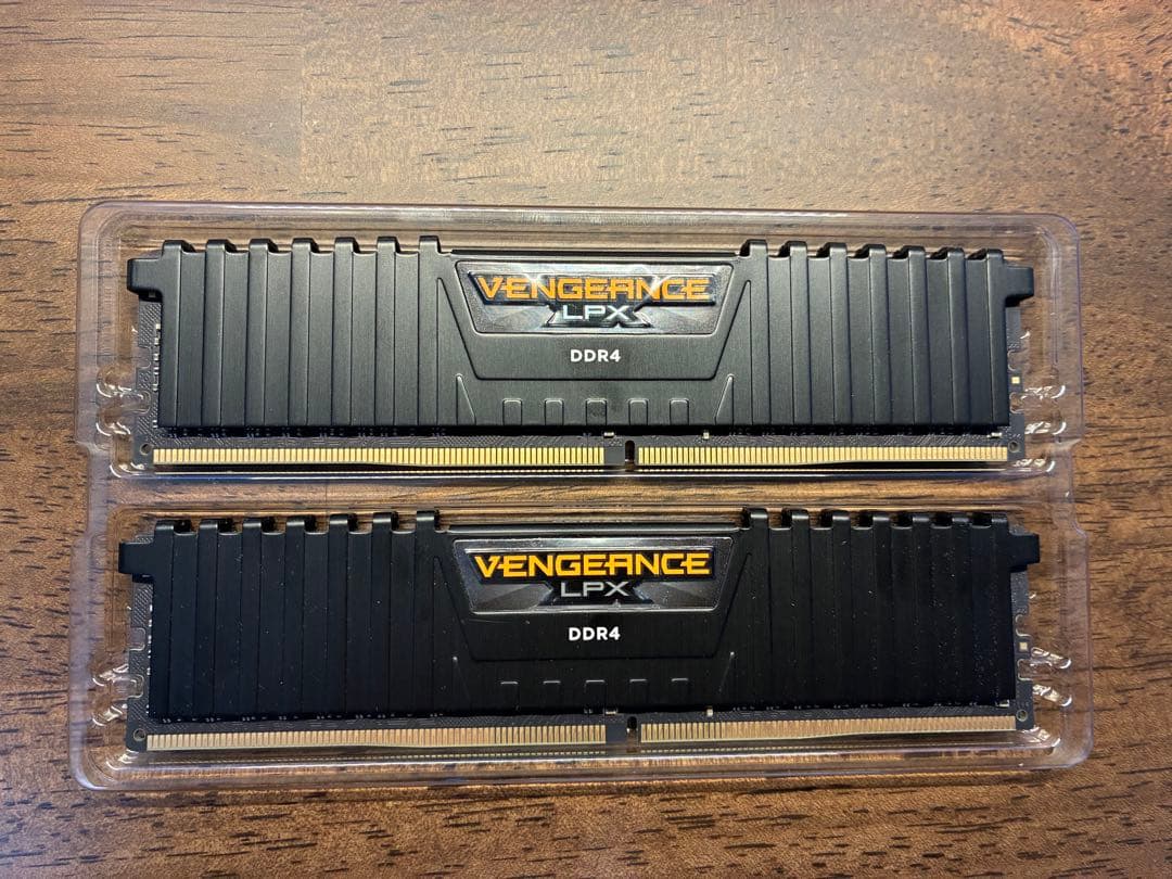 Corsair DDR4-3200MHz デスクトップ用32GB[16GB2枚]