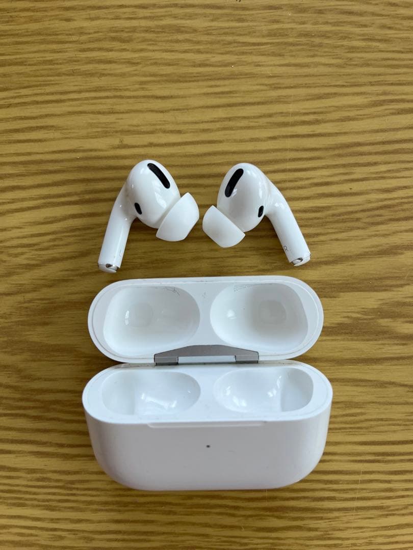 Apple AirPods Pro 第1世代