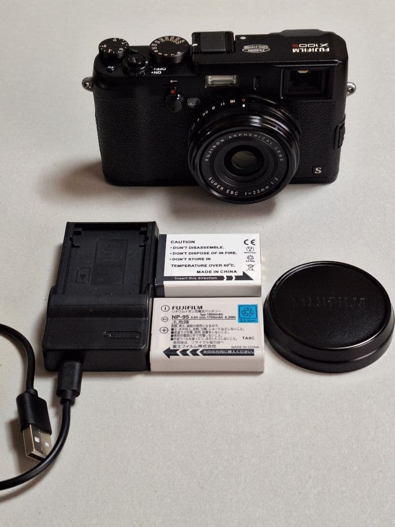デジタルカメラ Fujifilm X100S