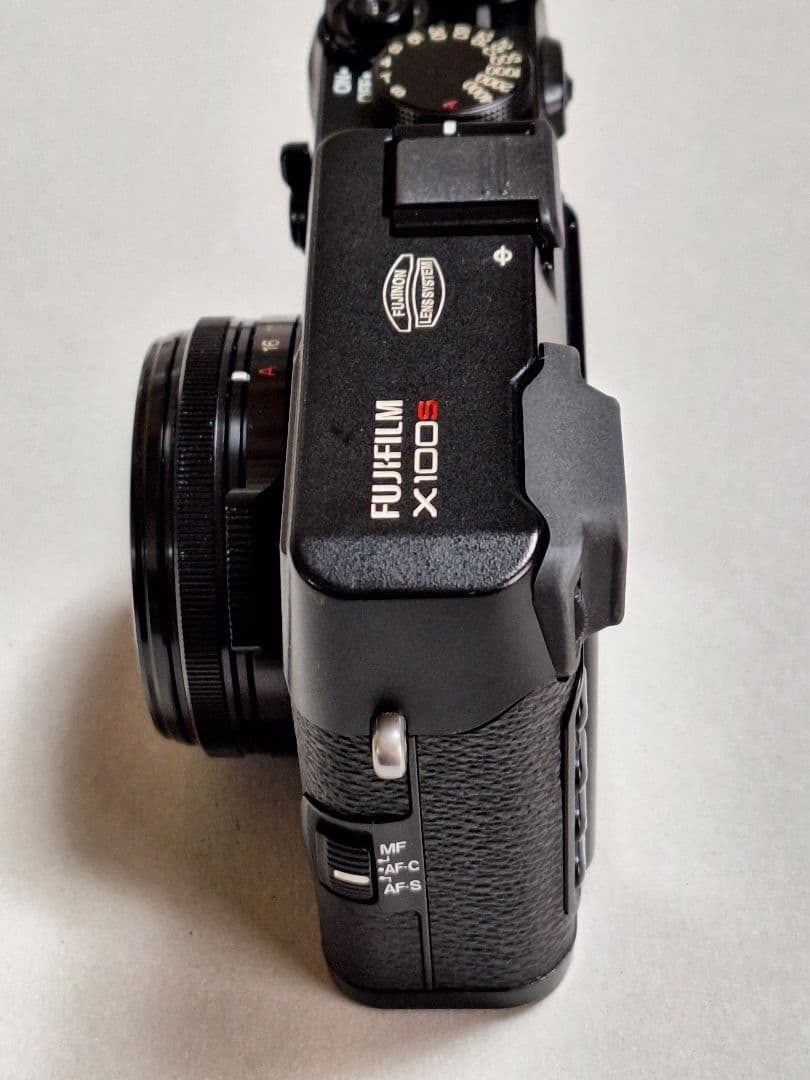 デジタルカメラ Fujifilm X100S