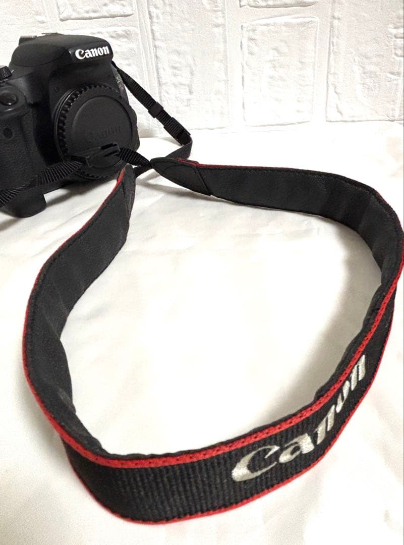 キャノンCanon EOS Kiss x9i ダブルズームキット　説明書・箱あり