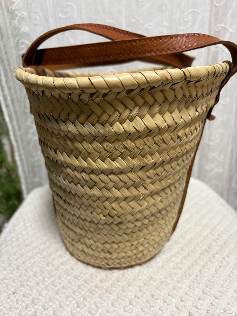 モロッコ製　カゴショルダーバッグ