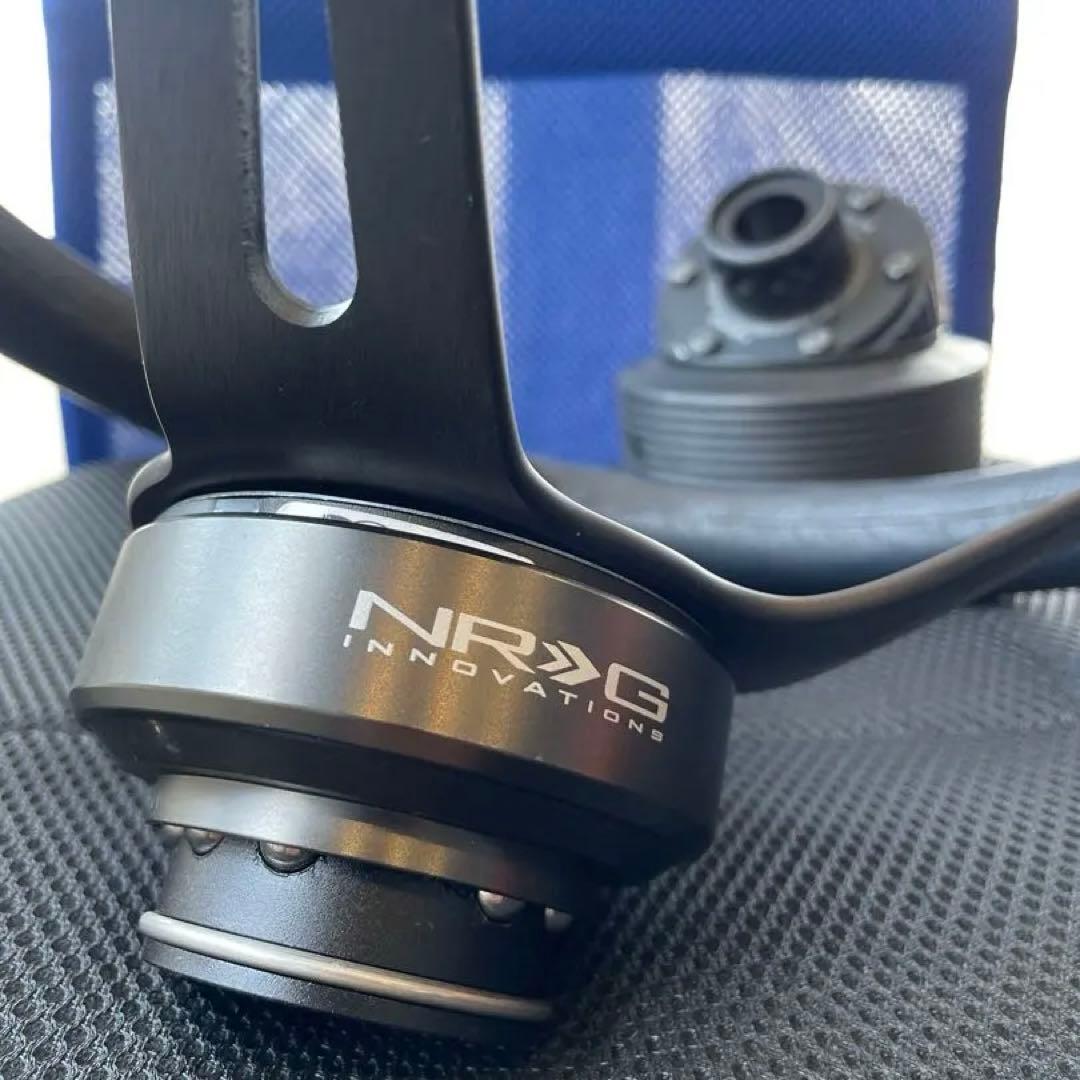 momo フルスピード NRGクイックリリース ボスセット