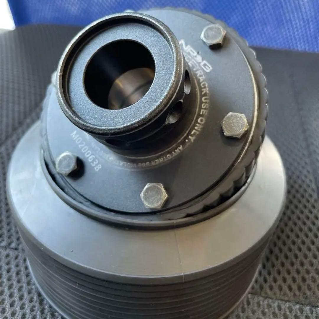 momo フルスピード NRGクイックリリース ボスセット