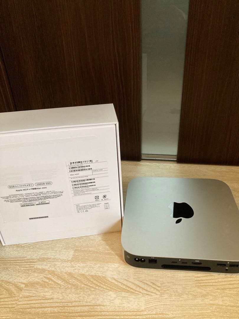 Apple Mac mini シルバー M2チップ本体と付属品、箱付き