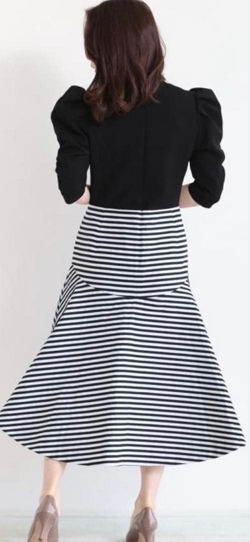 新品タグ付定価72600円BORDERSatBALCONY ワンピース