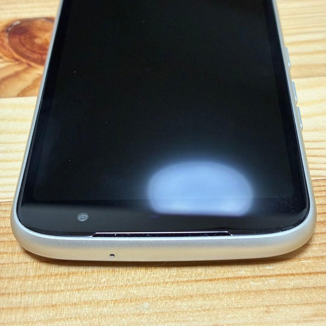 らくらくスマートフォン　F-53E ゴールド　317000a