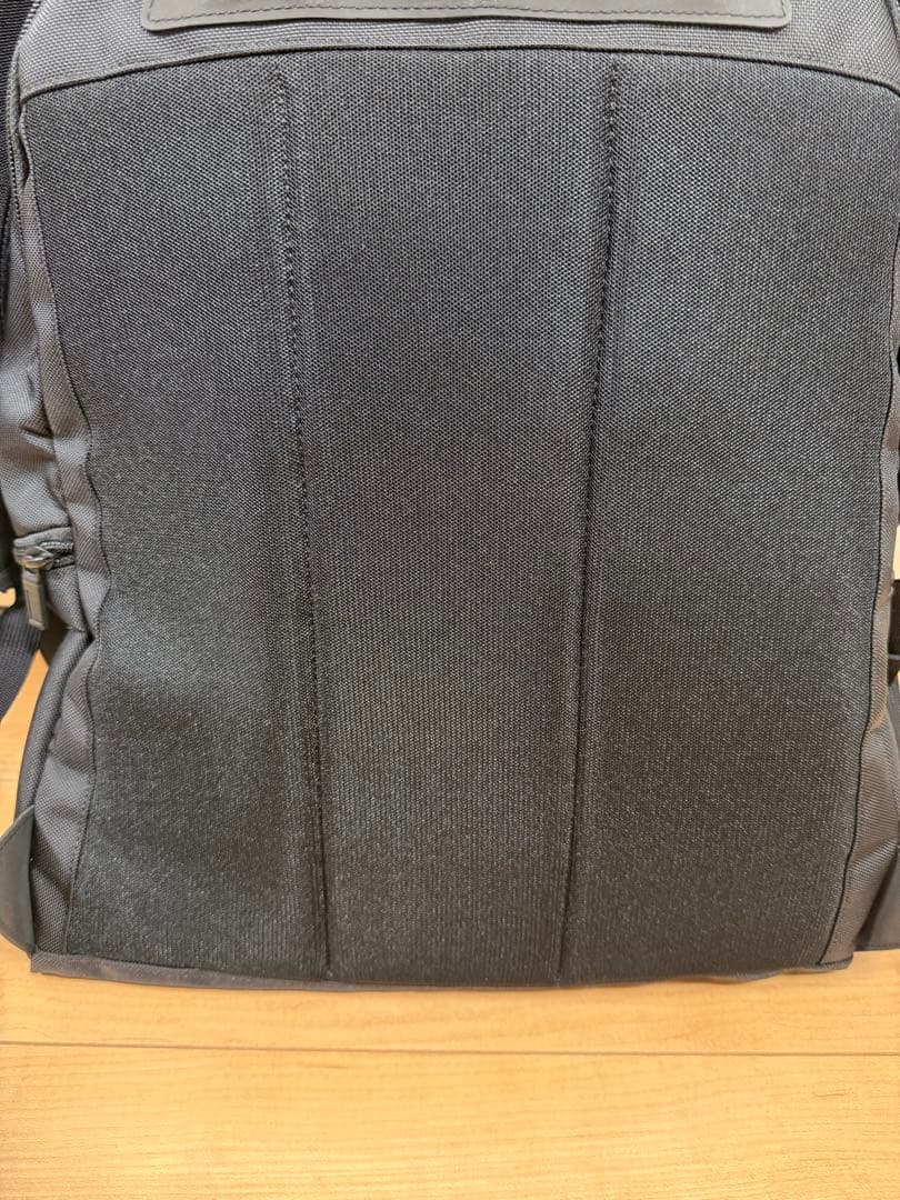 断*中様 MONOLITH BACKPACK PRO SOLID M BLACK