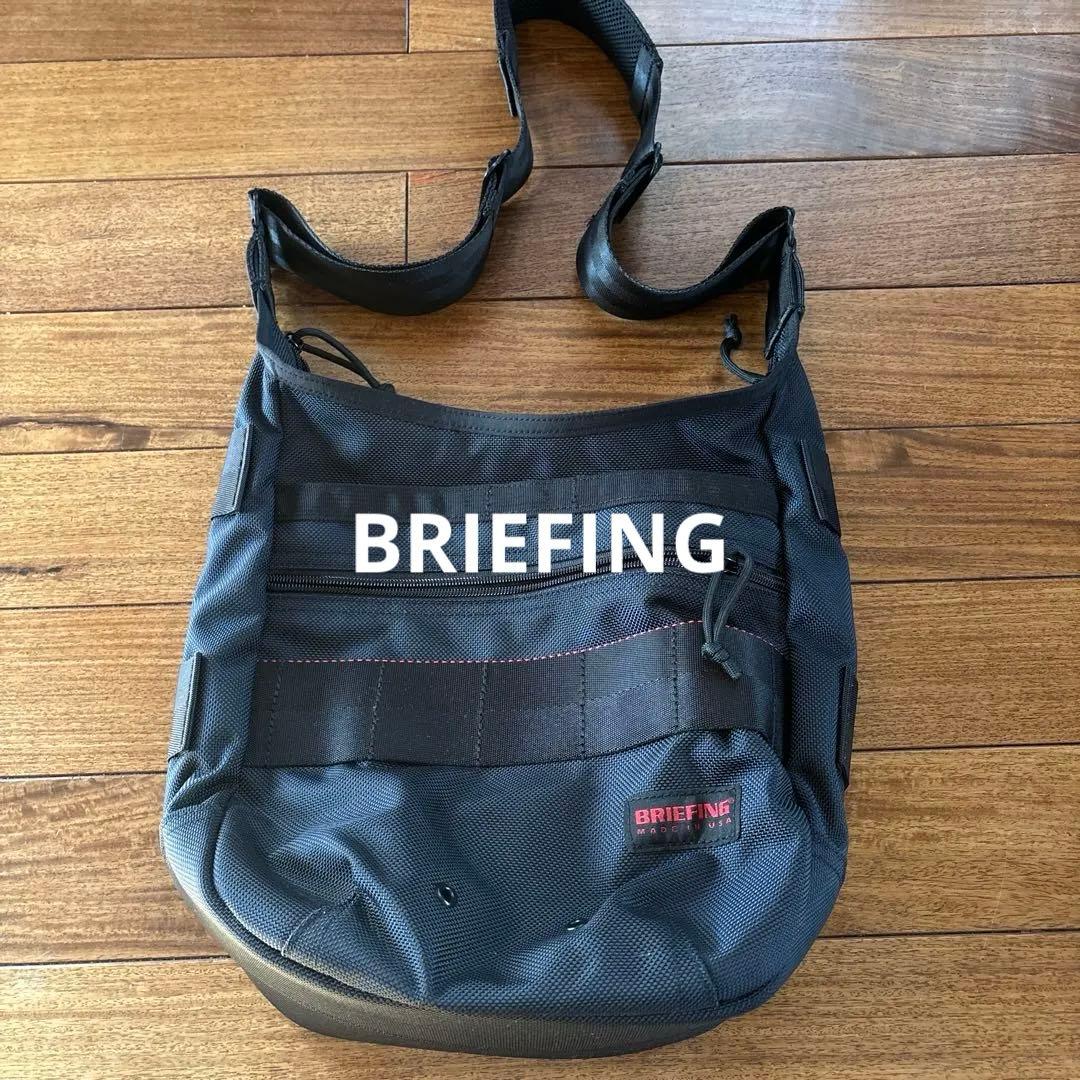 BRIEFING ブリーフィング　ショルダーバッグ　ネイビー