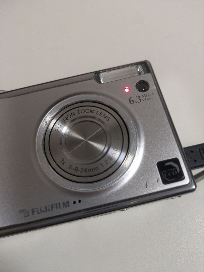 Fujifilm FinePix F11 デジタルカメラ