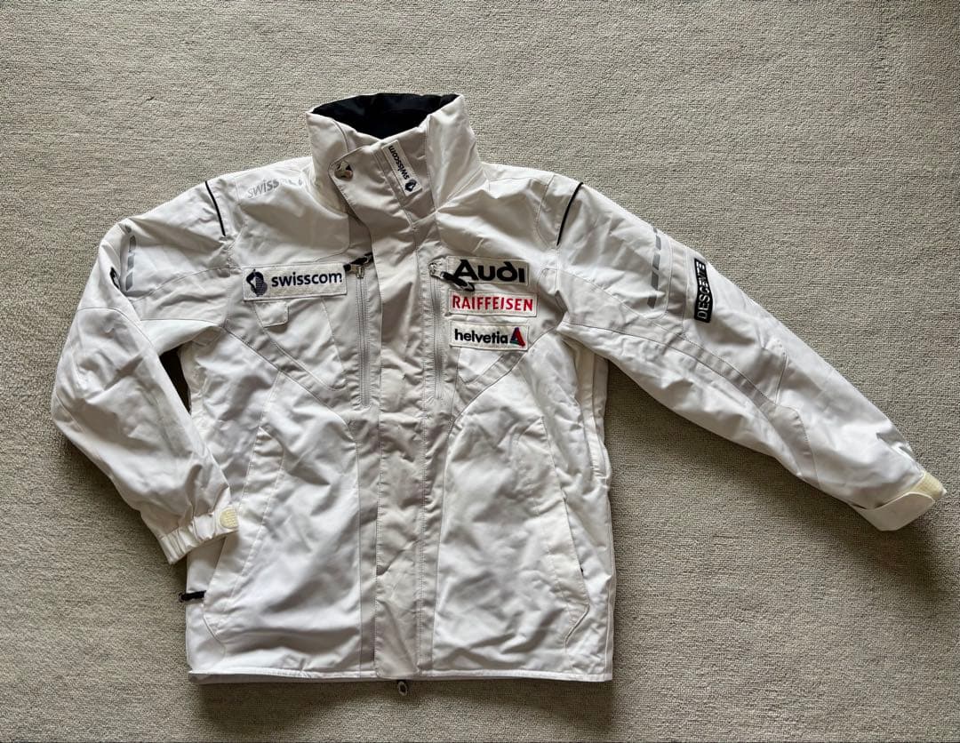 DESCENTE アウターウェア ホワイト