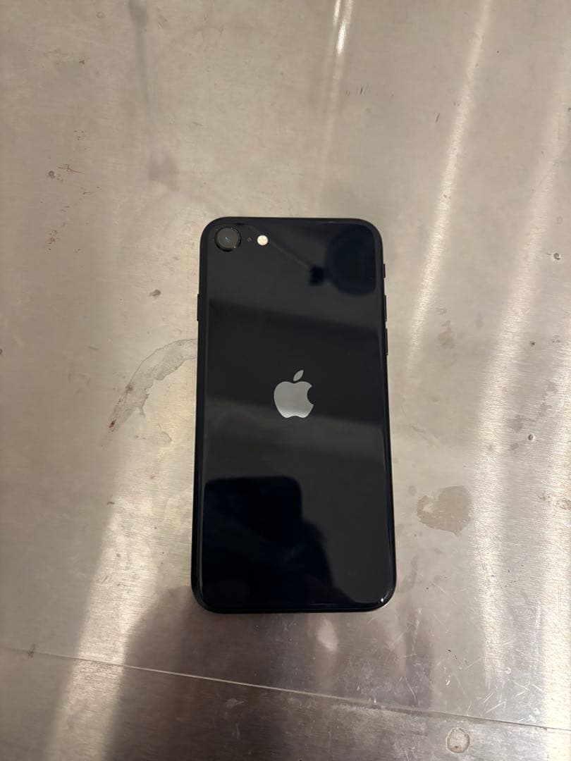 iPhone SE (第3世代) 黒128GB 本体のみ