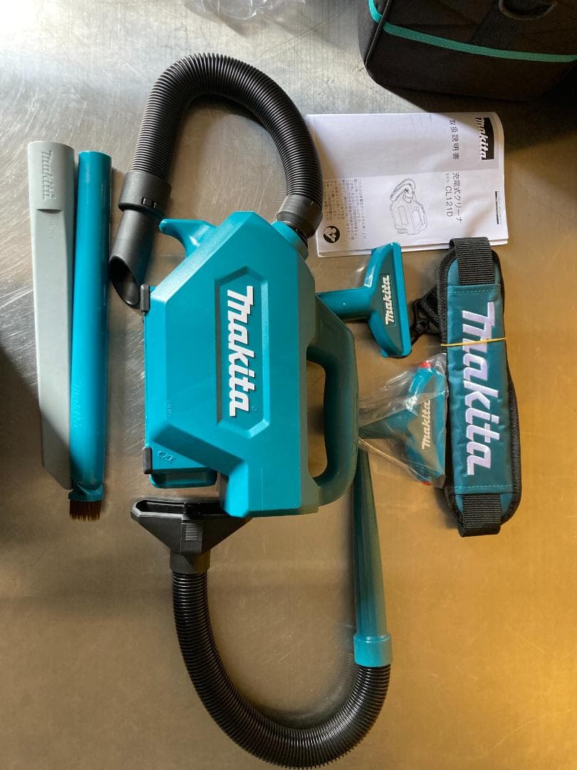 マキタ makita 10.8V コードレス掃除機 充電式クリーナー