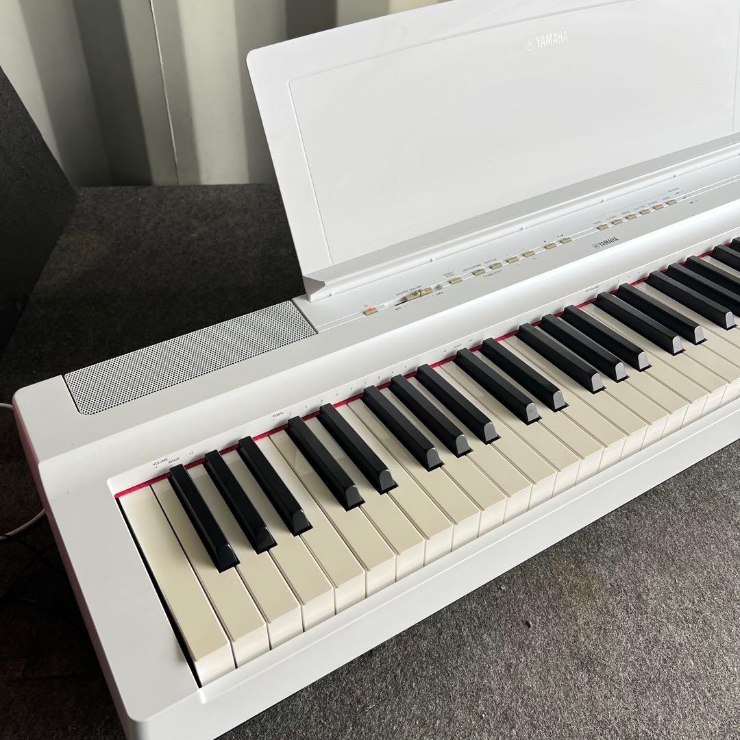 A86美品✨　YAMAHA 電子ピアノ P-121WH 73鍵盤　ヤマハ