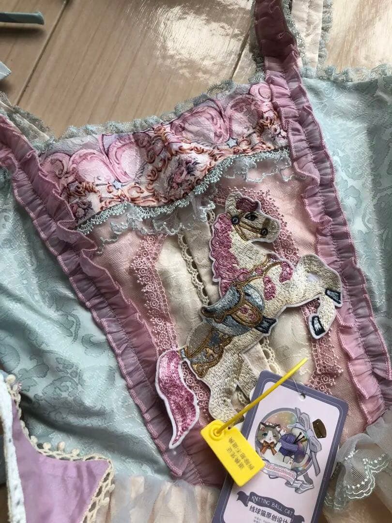 ロリータ　ワンピース カルーセル メリーゴーランド
