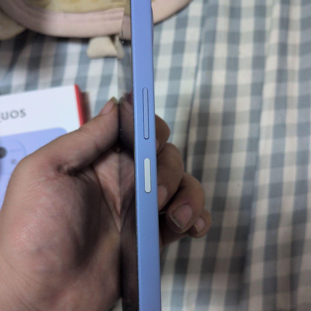 AQUOS wish 5 本体 ドコモ おまけ付き