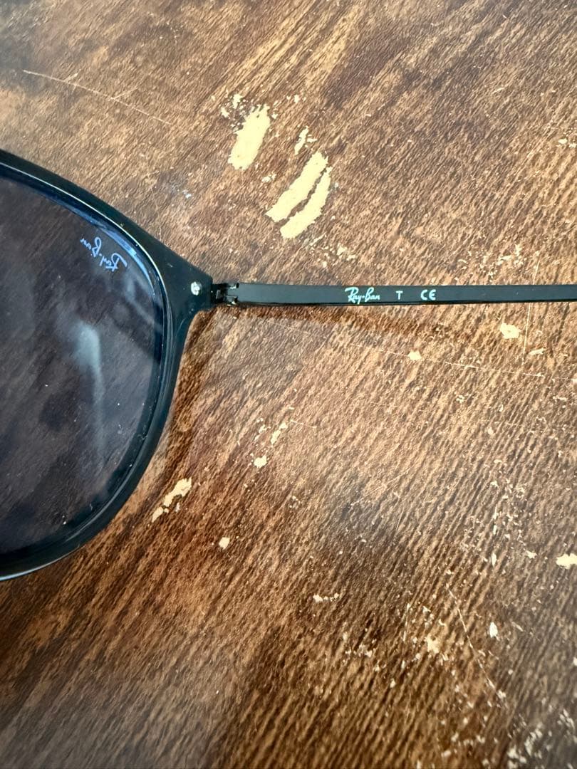 Ray-Ban RB4334d レイバンサングラス