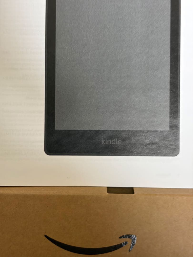 Kindle Paperwhite 第12世代 16GB カバー付き