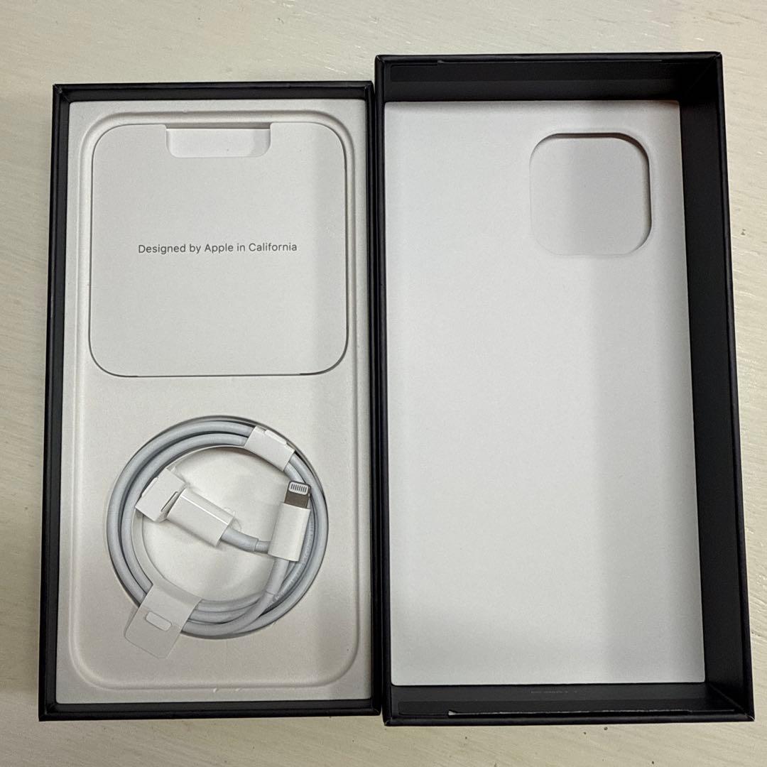 iPhone 13 Pro Max 256GB シルバー