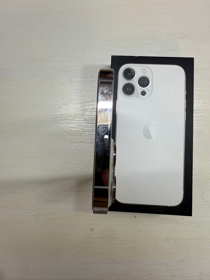 iPhone 13 Pro Max 256GB シルバー