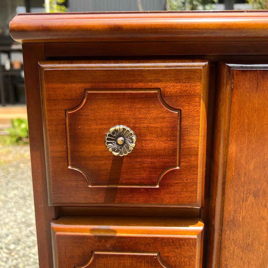 ③ karimoku カリモク コロニアル コーナー AV収納 ラック 飾り棚