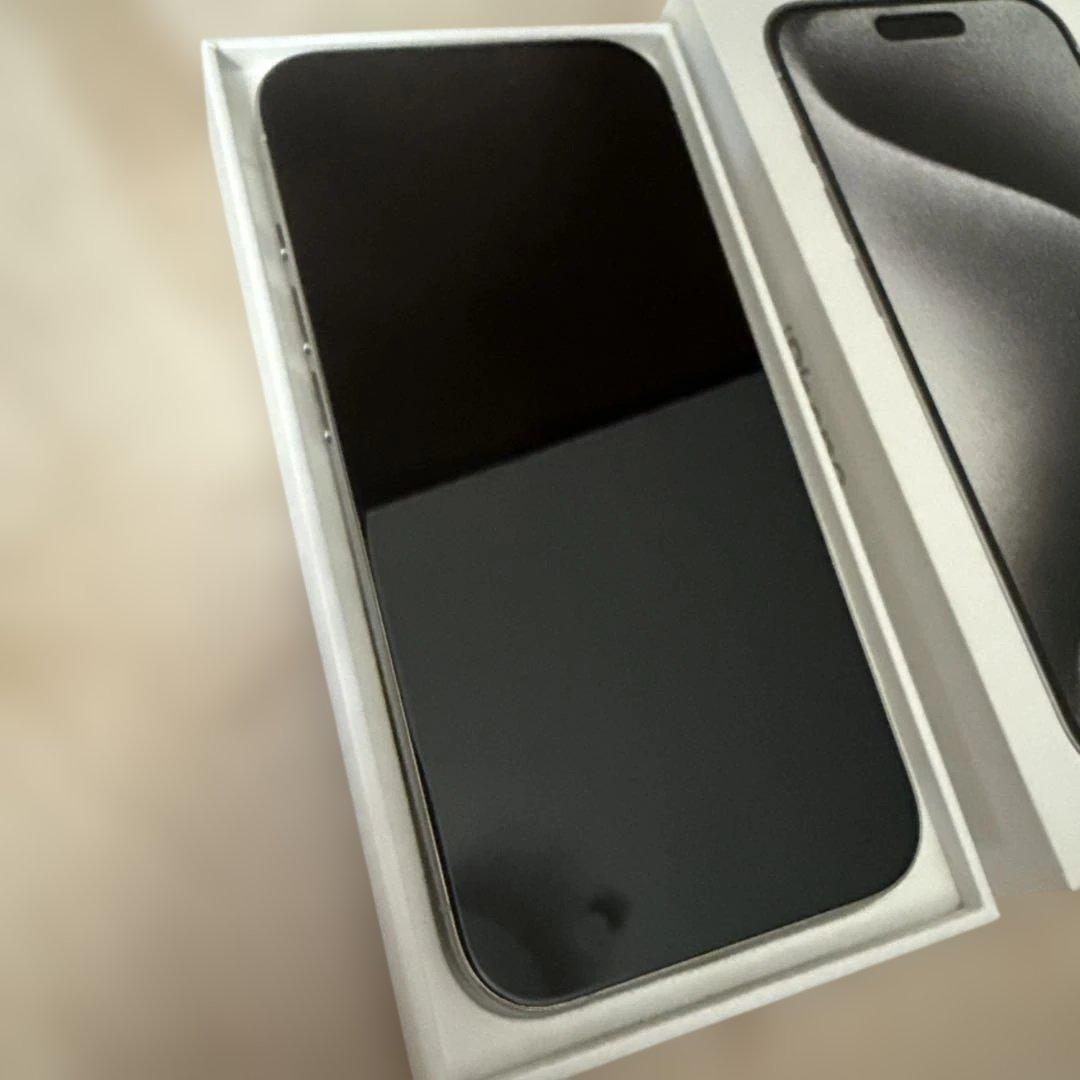 【美品】iPhone 15 Pro｜256GB｜SIMフリー版