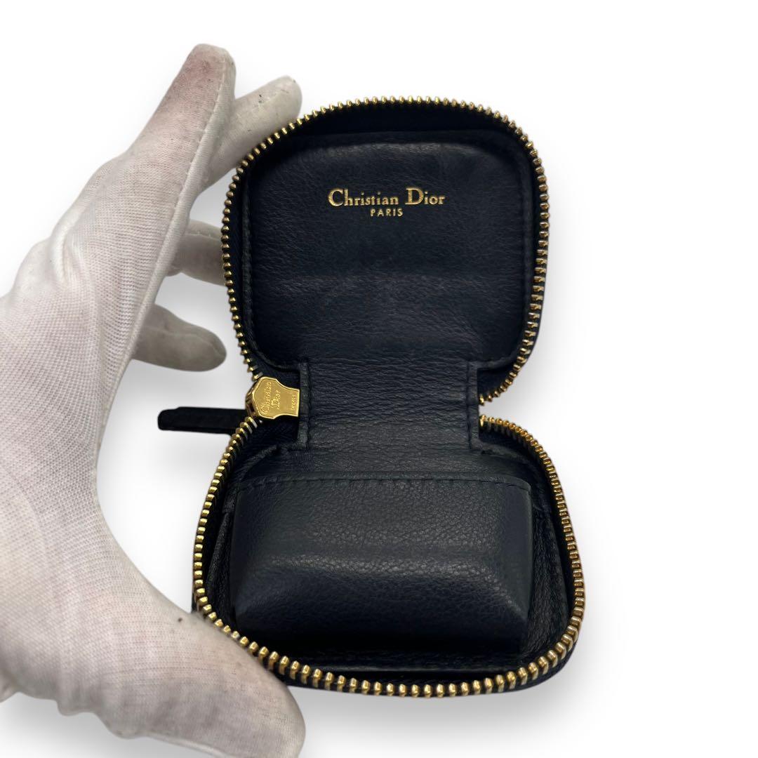 美品■クリスチャンディオール　AirPodsケース　キーホルダー　総柄　チャーム