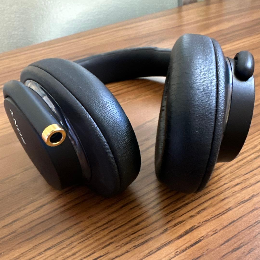 SONY　MDR-1AM2　【動作確認済み、外箱に破れあり】