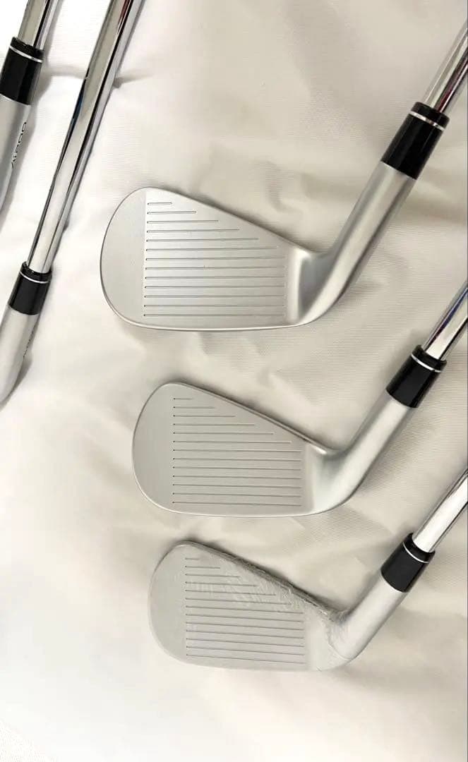 トム【ほぼ新品】キャロウェイ　APEX Ai200 アイアンセット