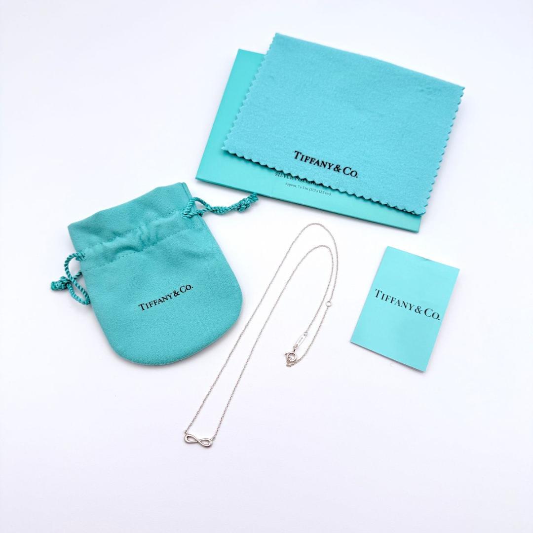 Tiffany インフィニティ　ペンダント　シルバーネックレス　925 チェーン