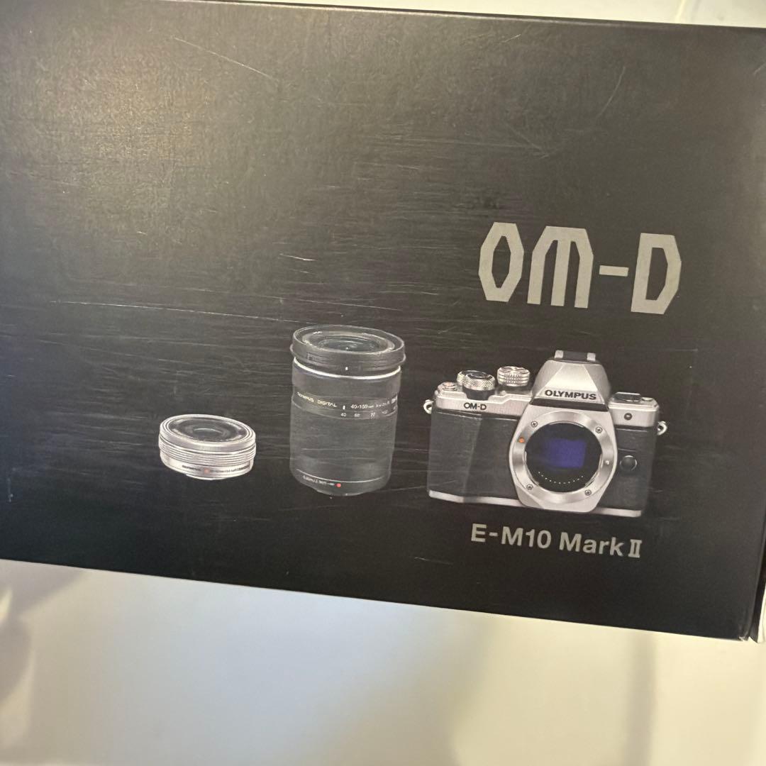 大幅値下げ！！【美品】OLYMPUS OM-D Mark2 ミラーレス一眼カメラ
