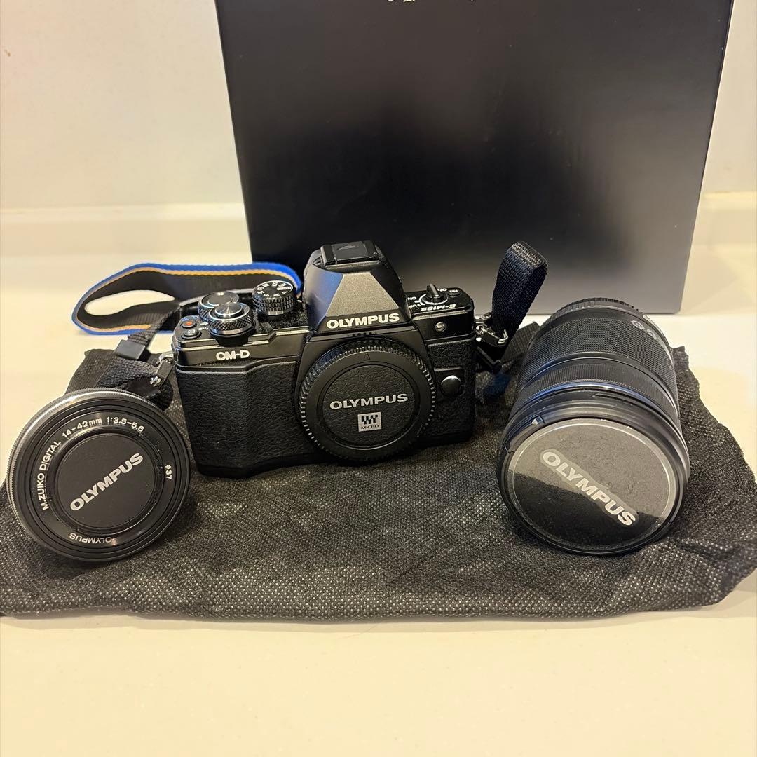 大幅値下げ！！【美品】OLYMPUS OM-D Mark2 ミラーレス一眼カメラ