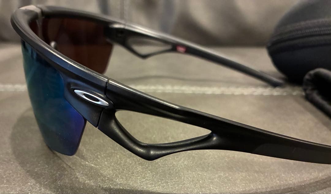 OAKLEY SPHAERA PRIZMレンズ ブルー　マットブラック フレーム