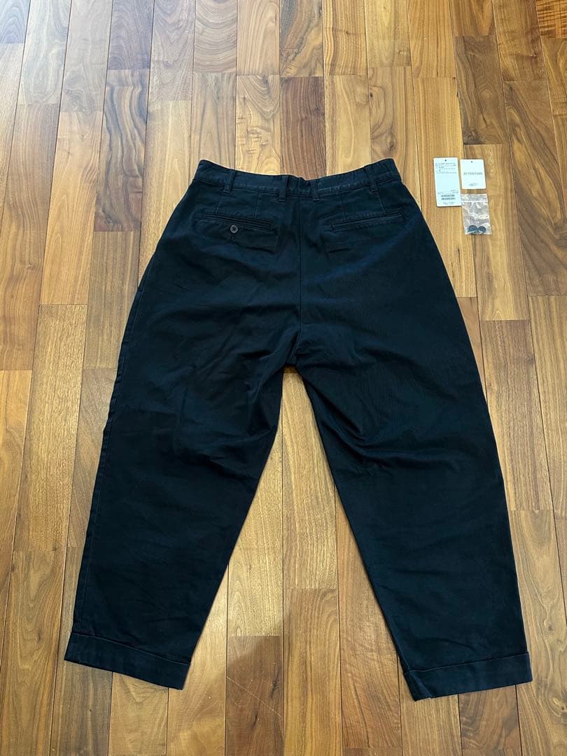 BEAMS PLUS ビームスプラス2プリーツ チノパンツ M ブラック