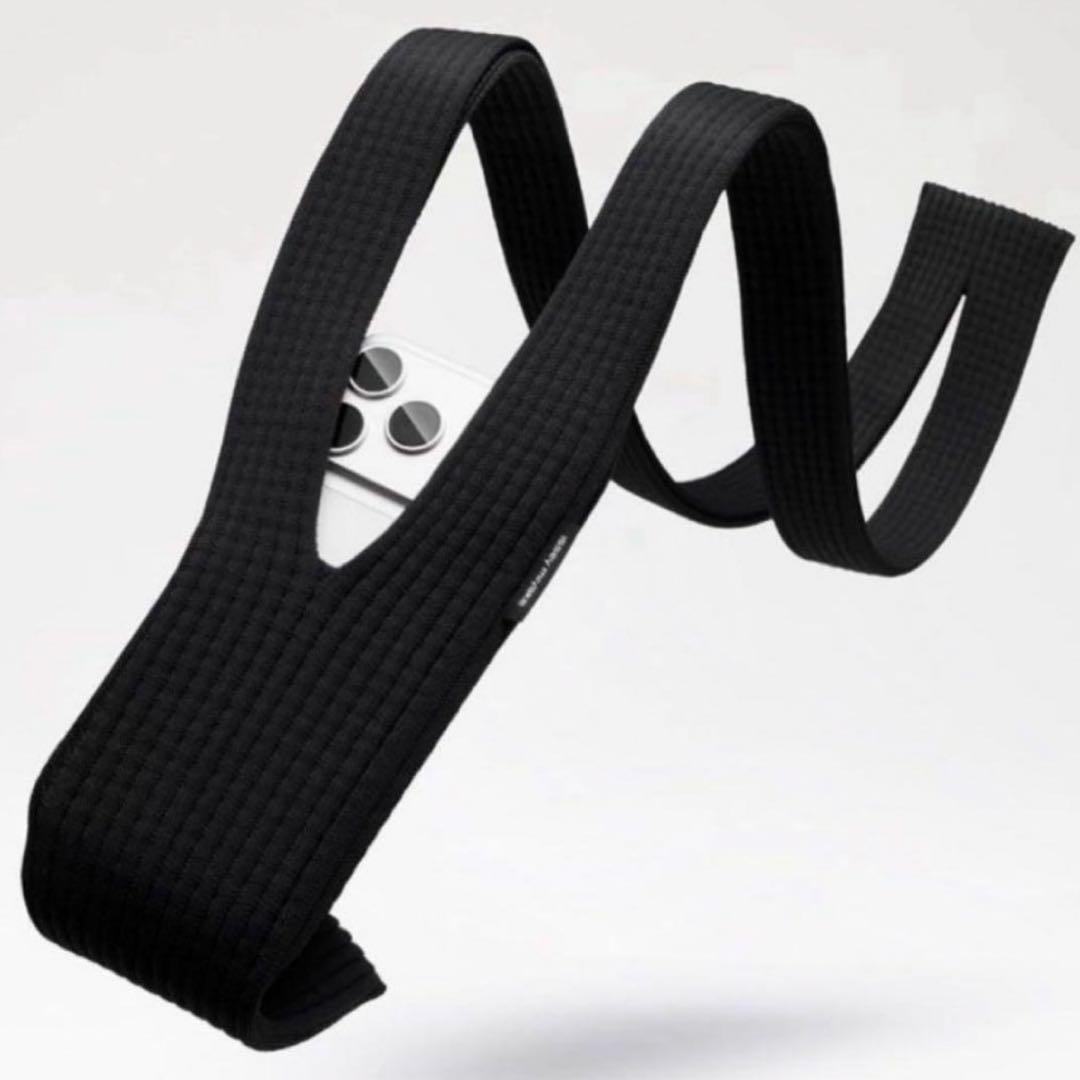 Apple iPhone Pocket ISSEY MIYAKE ロング黒 新品