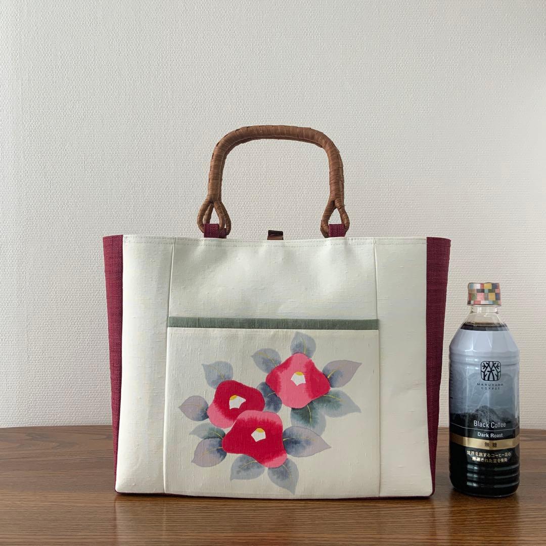 紬帯　赤い椿のお花　リメイク　山葡萄ハンドルバッグ