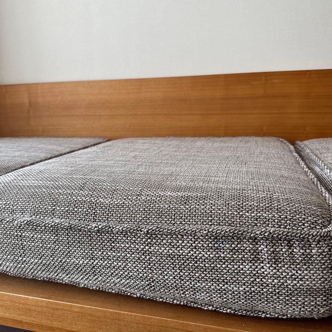 Y*A様 ※最終価格　1/5まで　UNICO ソファ　3人掛け（オットマン付）