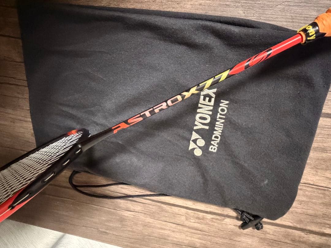 YONEX　ヨネックス　ASTROX　７７　アストロクス　７７