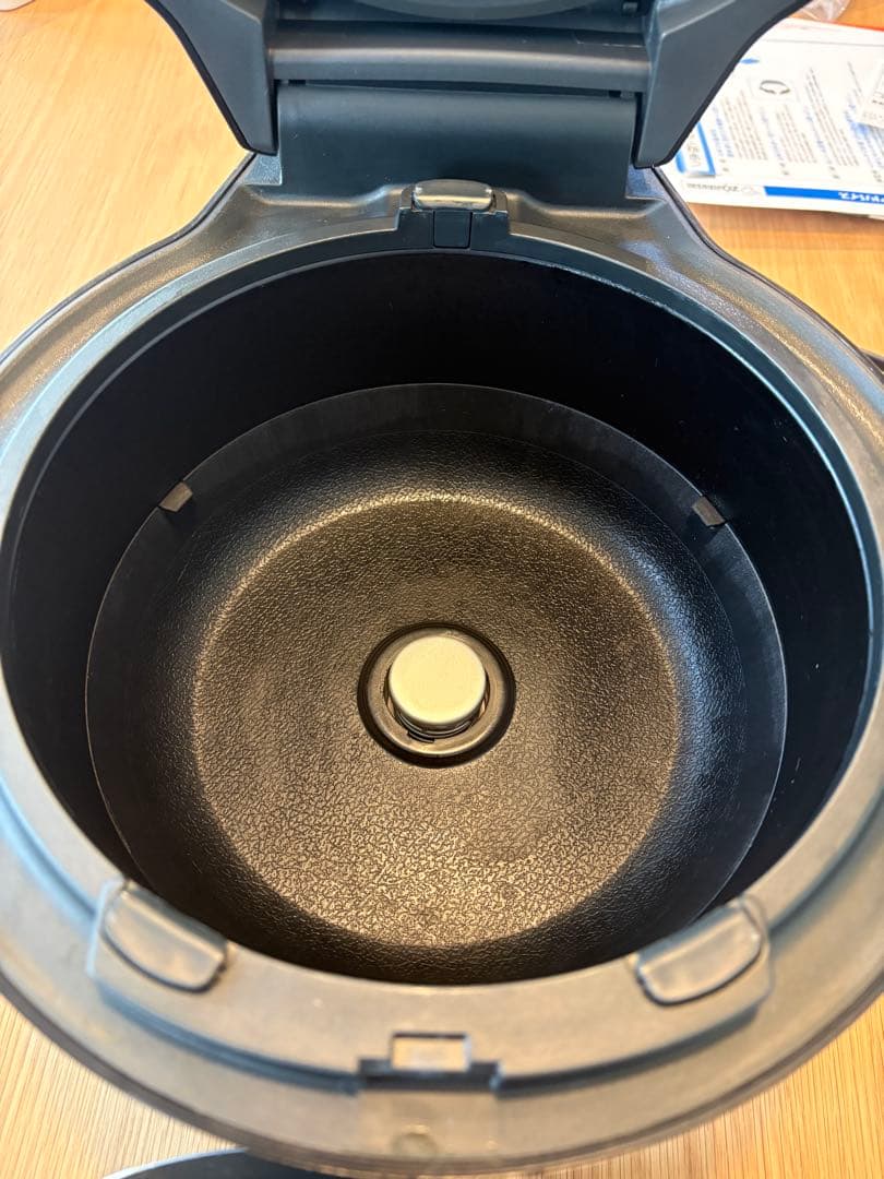 【値下げしました】Panasonic 炊飯器 SR-H110 黒