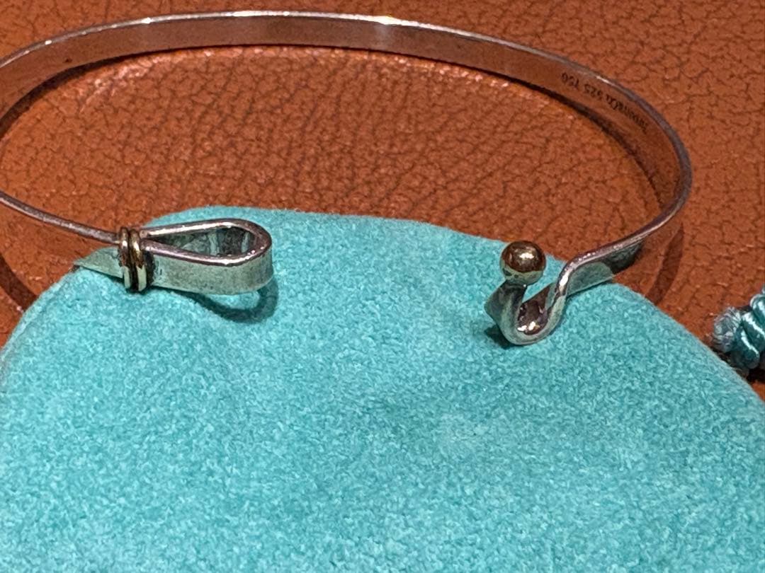 Tiffany & Co. ティファニー　フック&アイ　バングル