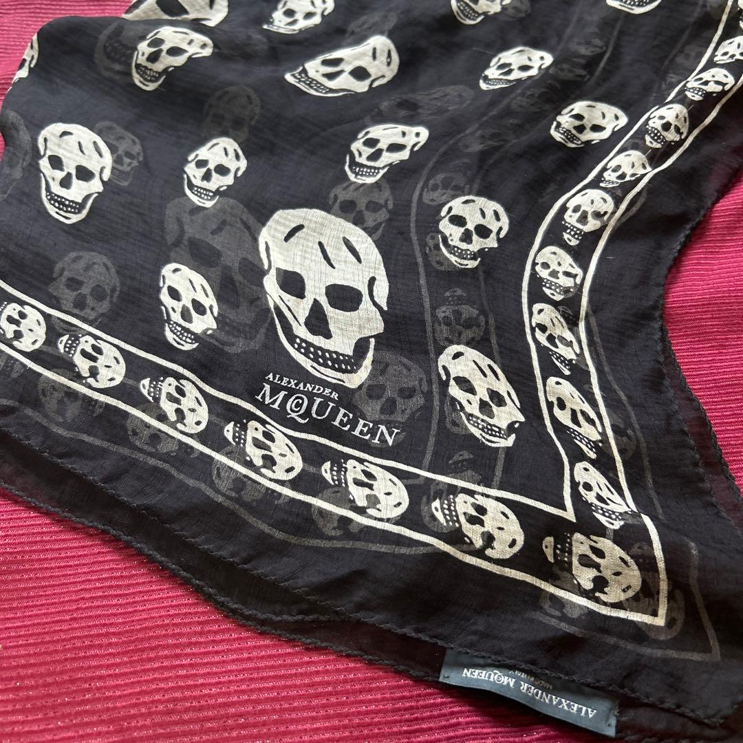 ALEXANDER MCQUEEN スカル柄ストール