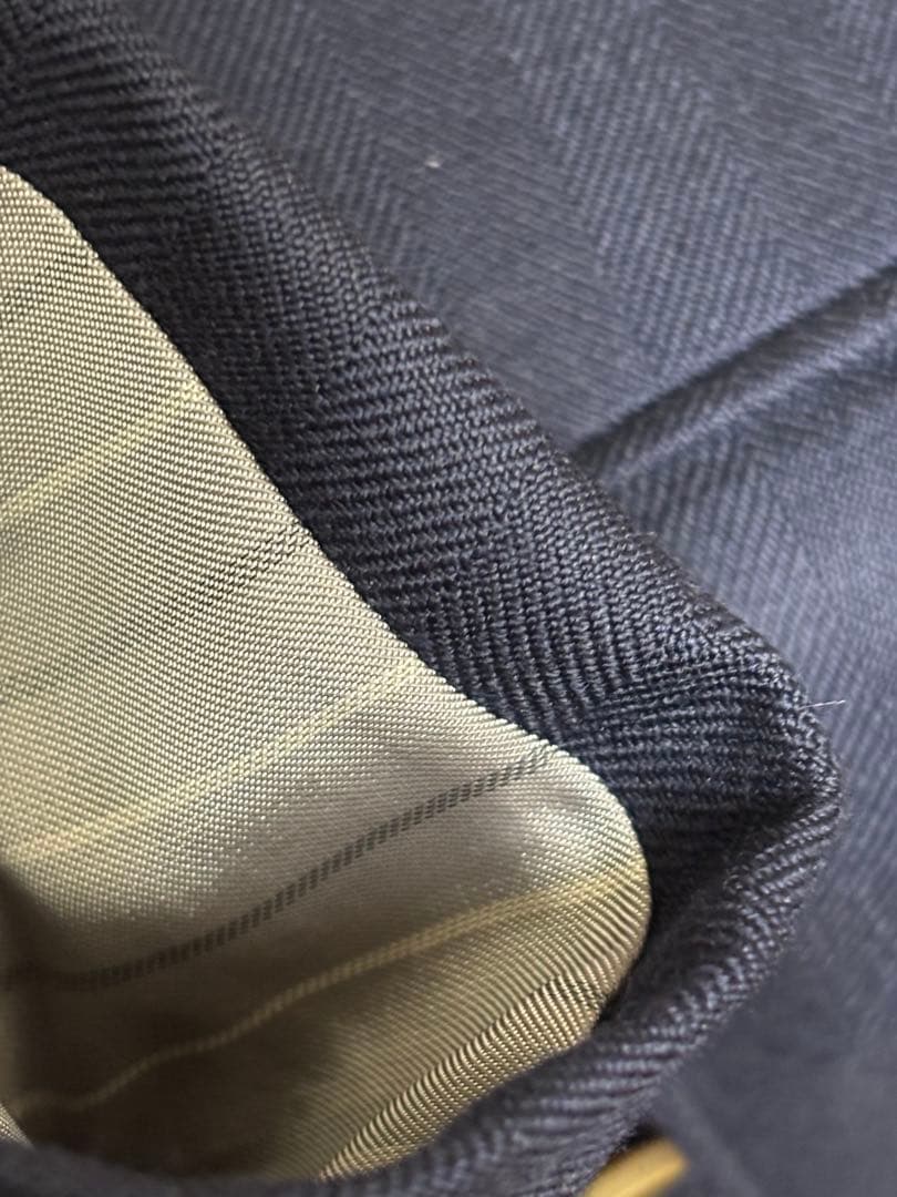 麻布テーラー　美品　冬用　ヘリンボーン・スーツ　A6～AB6程度