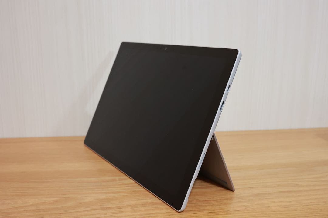Microsoft Surface Pro + キーボード・ペン・Office
