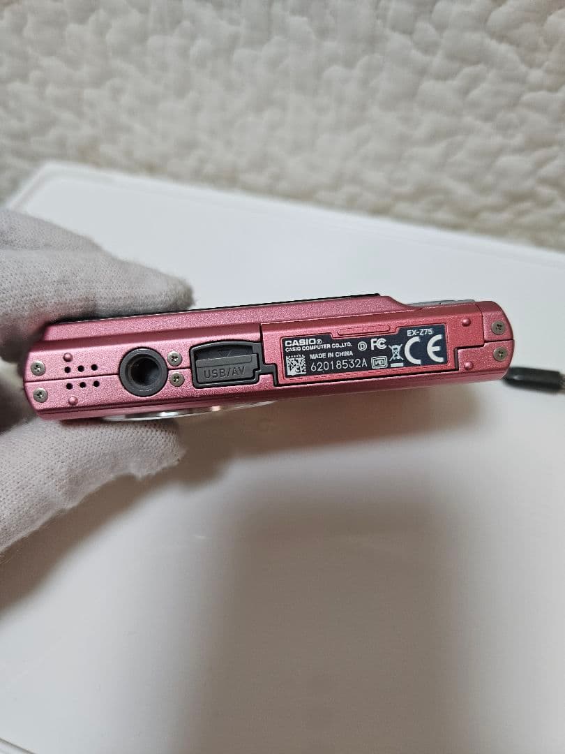 CASIO カメラ　エクシリム　EX-Z75 ピンク　コンデジ　動作品
